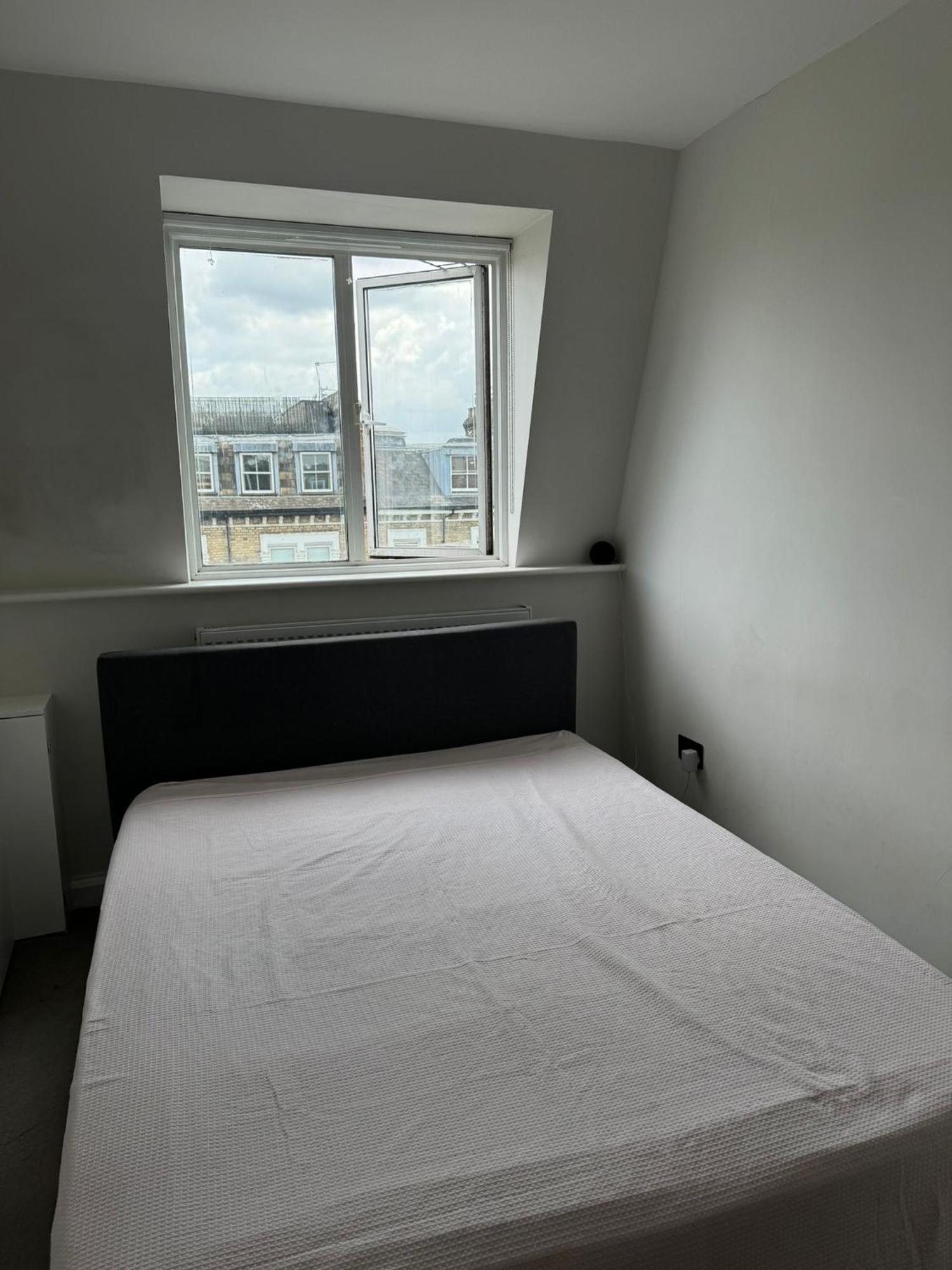 Kensington House *